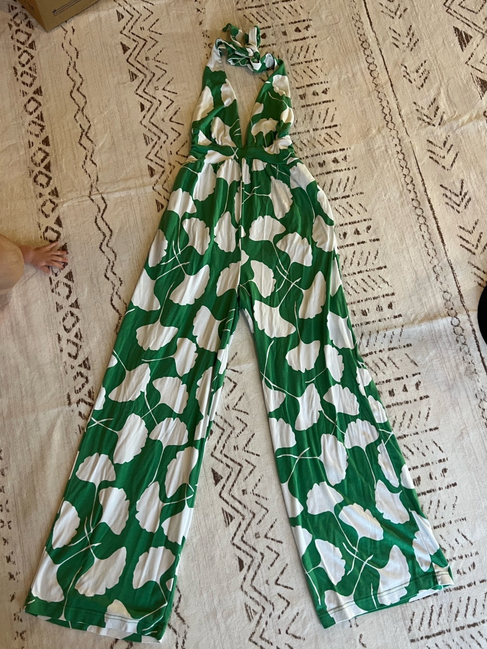 Diane Von Furstenberg Green White Halter Wide Leg Jumpsuit XS Designer Luxury - Picture 3 of 7